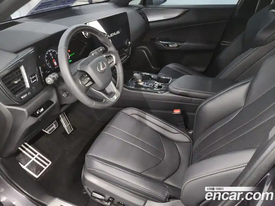 Lexus NX 2025 2.5 вариатор, фото 10