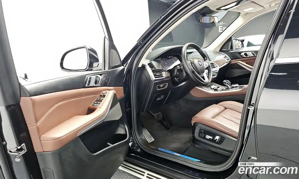 BMW X5 2023 3.0 автомат (гидро), фото 13