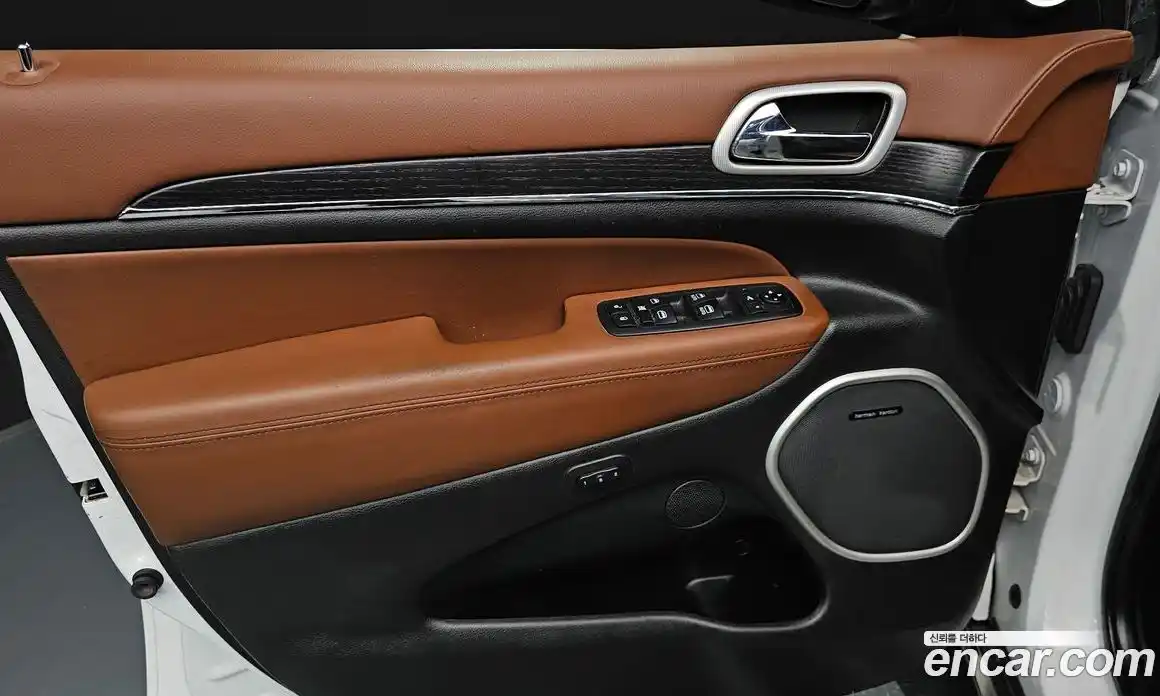 Jeep Cherokee 2020 3.6 автомат (гидро), фото 20