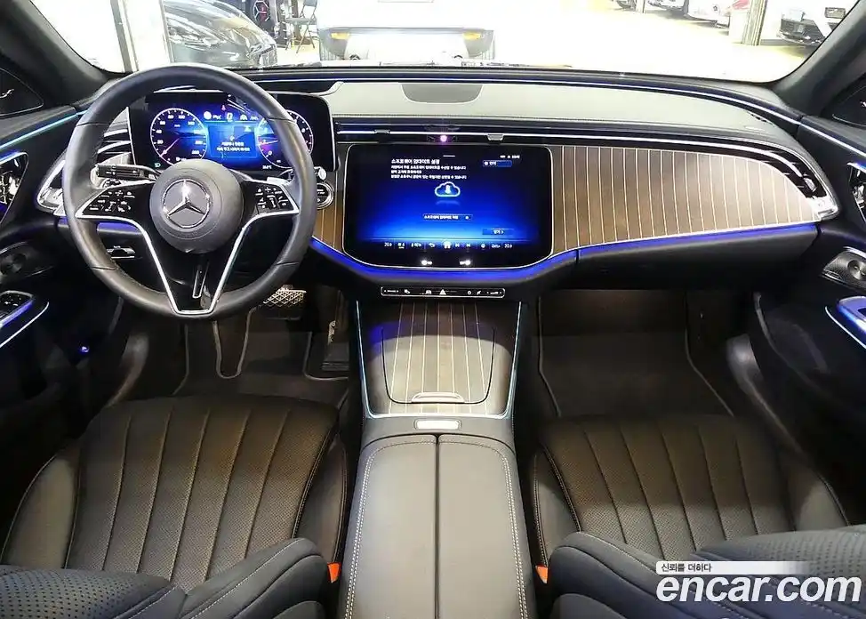 Mercedes-Benz E-Class 2024 2.0 автомат (гидро), фото 4