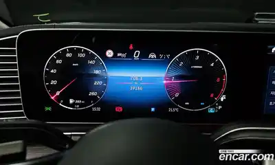 Mercedes-Benz GLE-Class 2024 2.0 автомат (гидро), миниатюра 11