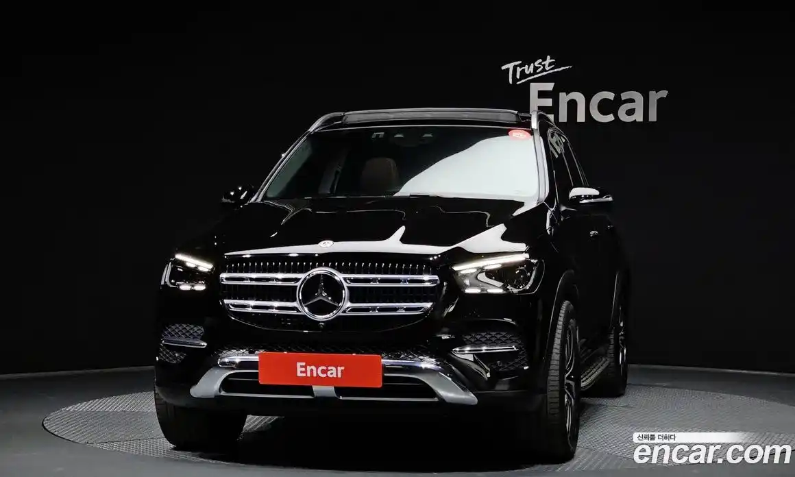 Mercedes-Benz GLE-Class 2024 2.0 автомат (гидро), фото 3