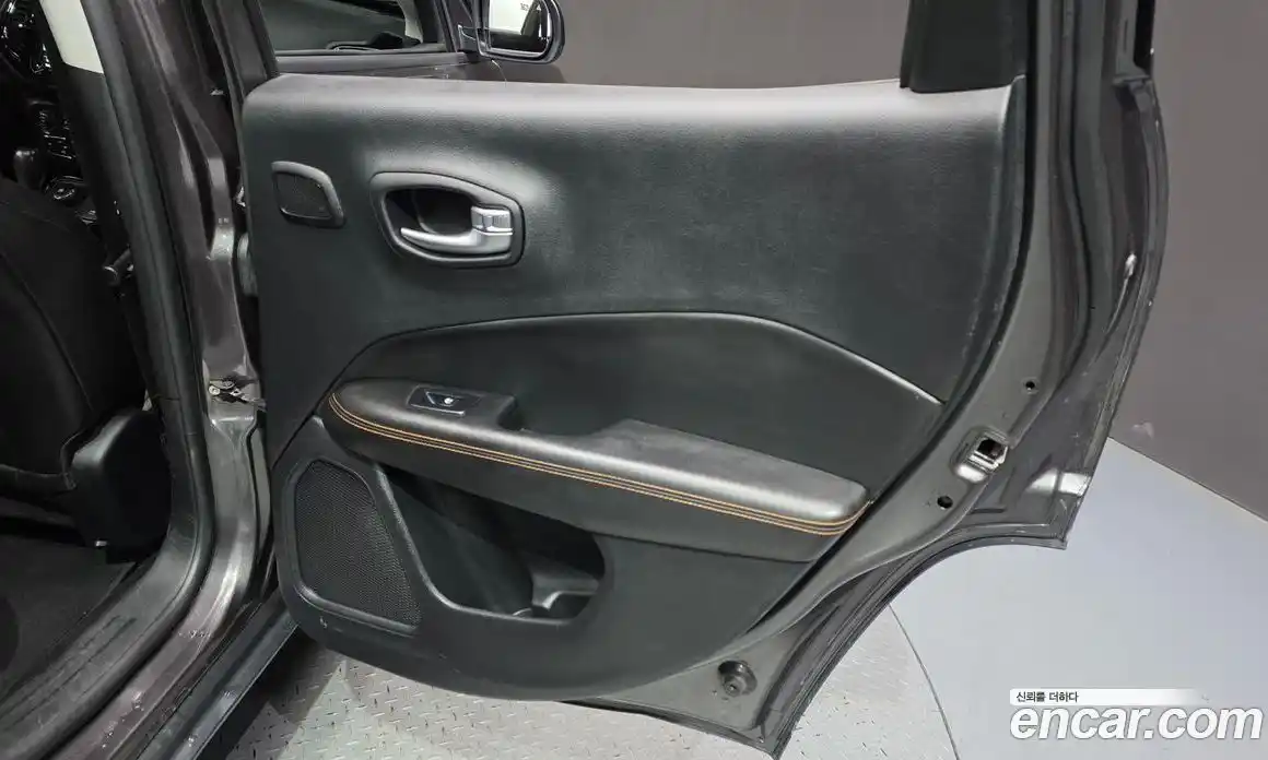 Jeep Compass 2019 2.4 автомат (гидро), фото 15