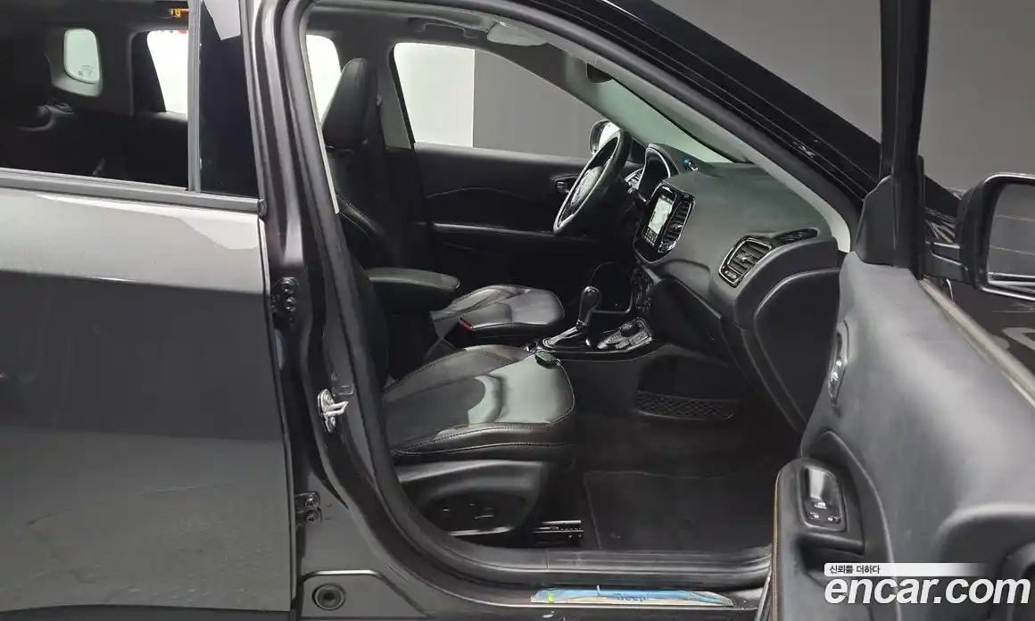 Jeep Compass 2019 2.4 автомат (гидро), фото 16