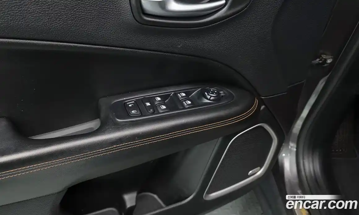 Jeep Compass 2019 2.4 автомат (гидро), фото 24
