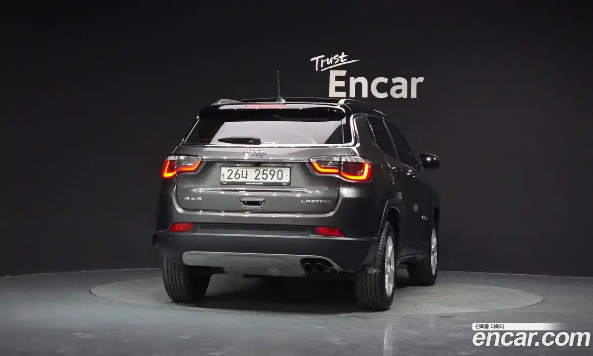 Jeep Compass 2019 2.4 автомат (гидро), фото 4