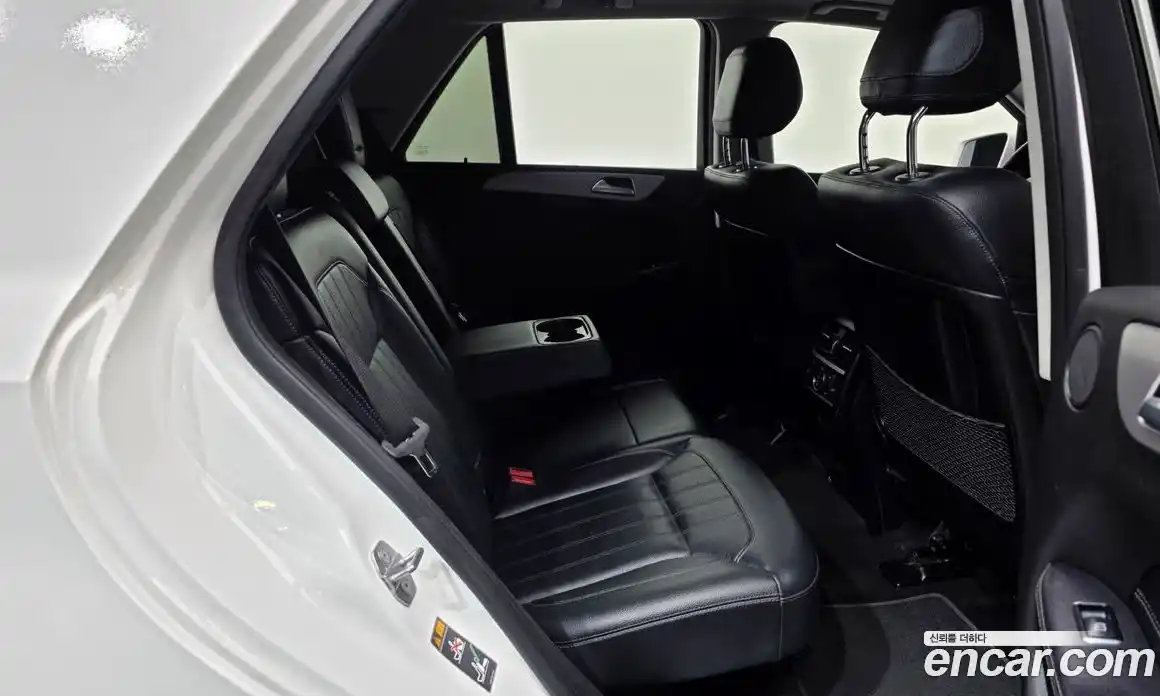 Mercedes-Benz GLE-Class 2018 3.0 гидро, фото 12 Mercedes-Benz GLE-Class 2018 3.0 гидро, фото 12