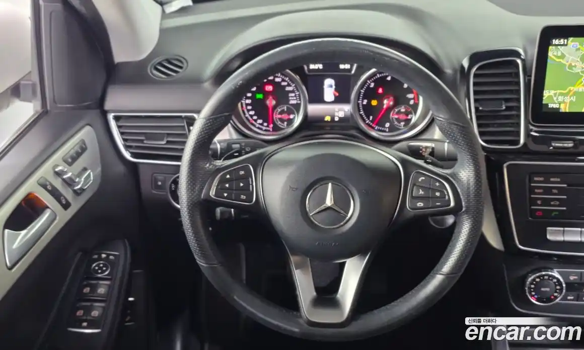 Mercedes-Benz GLE-Class 2018 3.0 гидро, фото 13 Mercedes-Benz GLE-Class 2018 3.0 гидро, фото 13