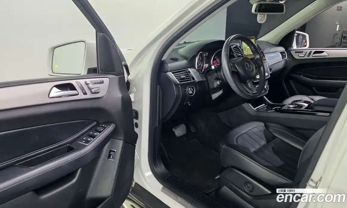 Mercedes-Benz GLE-Class 2018 3.0 гидро, фото 10 Mercedes-Benz GLE-Class 2018 3.0 гидро, фото 10