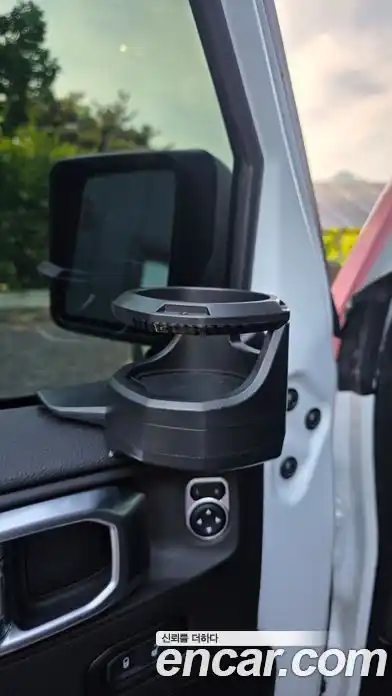 Jeep Wrangler 2024 2.0 автомат (гидро), миниатюра 11