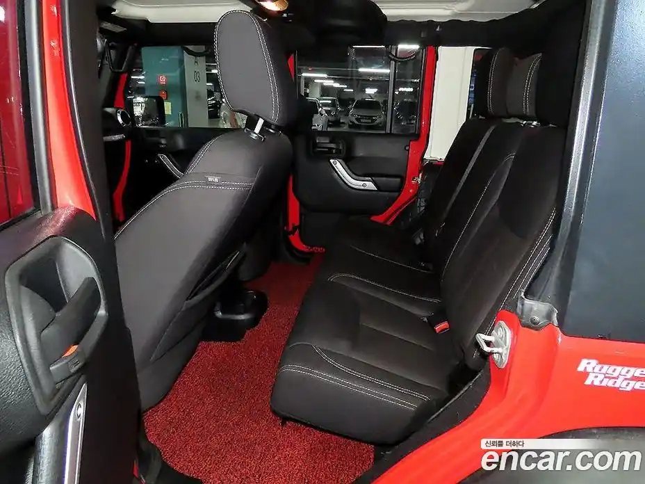 Jeep Wrangler 2015 2.8 автомат (гидро), фото 7