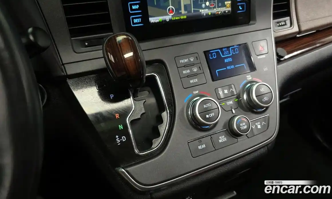 Toyota Sienna 2017 3.5 гидро, фото 12