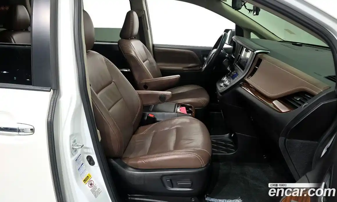 Toyota Sienna 2017 3.5 гидро, фото 17