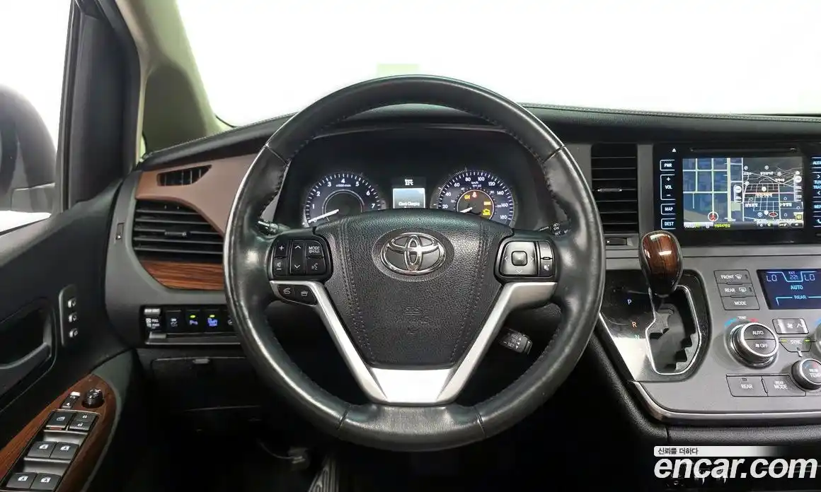 Toyota Sienna 2017 3.5 гидро, фото 20