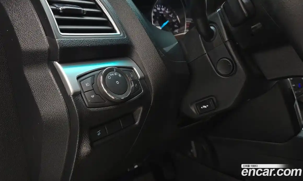 Ford Explorer 2016 2.3 автомат (гидро), фото 17