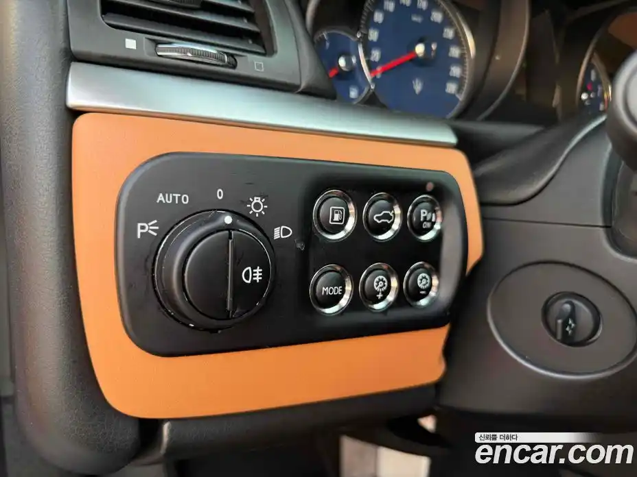 Maserati GranTurismo 2014 4.7 гидро, фото 13