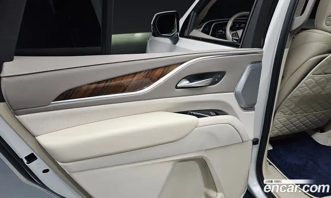 Cadillac Escalade 2022 6.2 гидро, фото 15