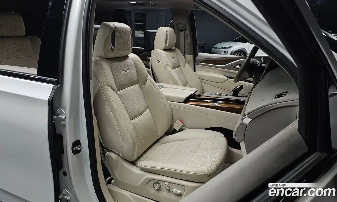 Cadillac Escalade 2022 6.2 гидро, фото 16