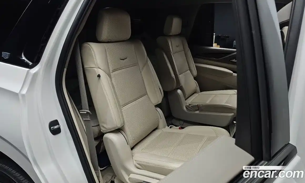 Cadillac Escalade 2022 6.2 гидро, фото 18