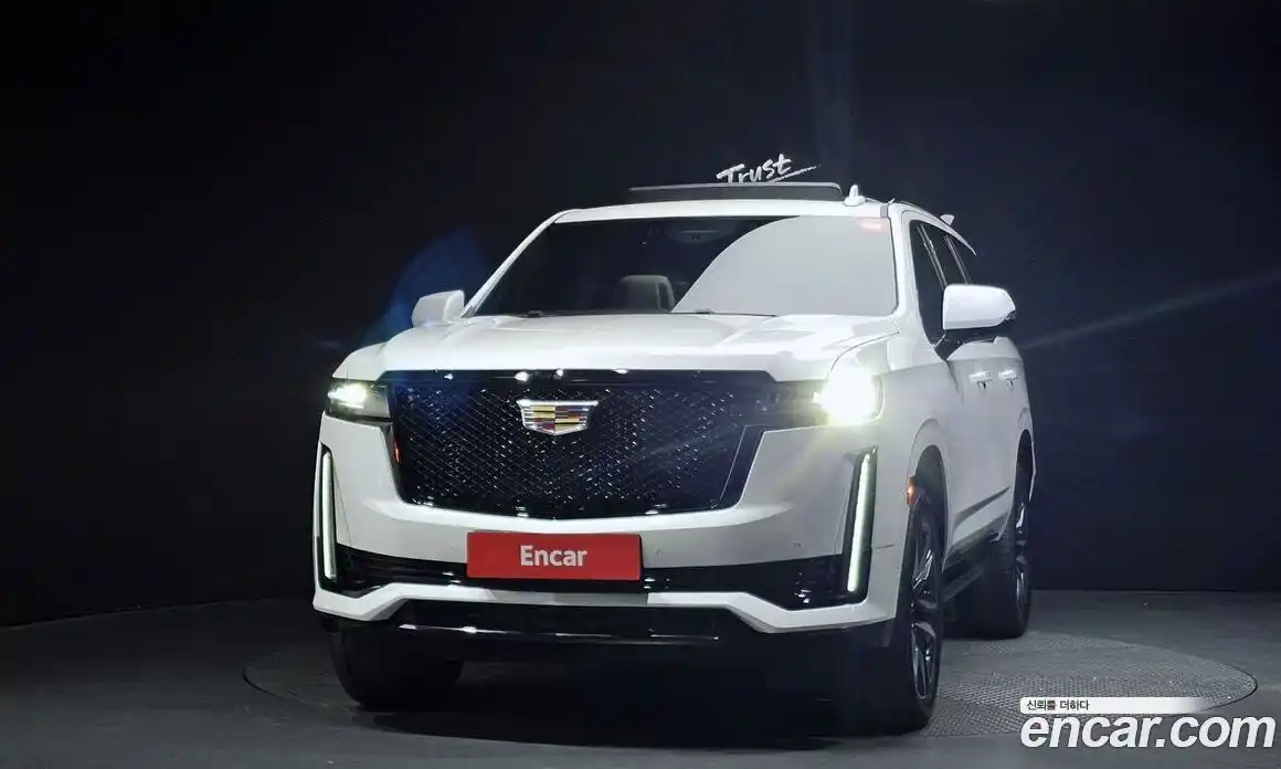 Cadillac Escalade 2022 6.2 гидро, фото 3