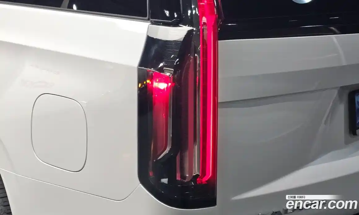 Cadillac Escalade 2022 6.2 гидро, фото 9