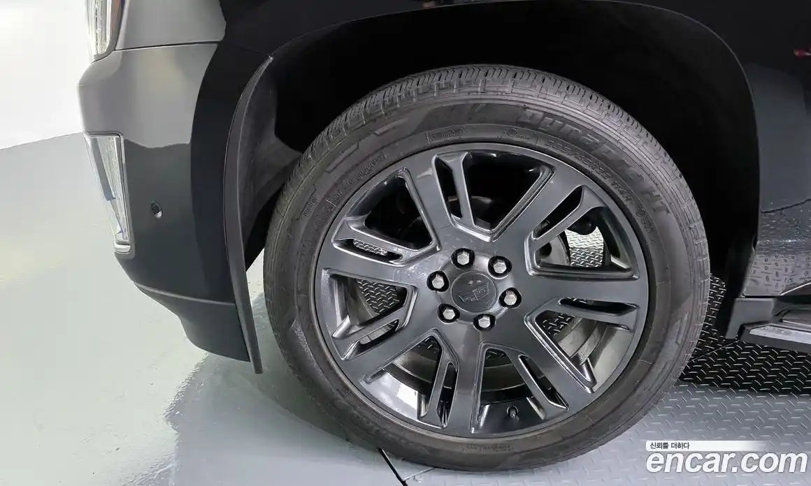Cadillac Escalade 2018 6.2 гидро, фото 5