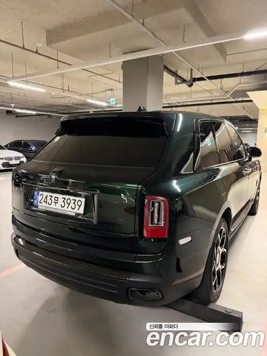 Rolls-Royce Cullinan 2023 6.7 гидро, фото 4
