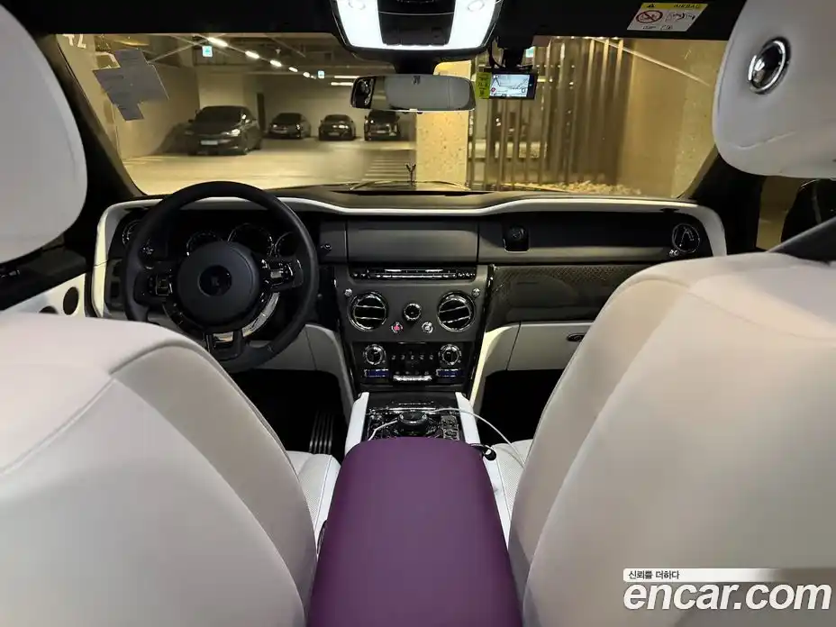 Rolls-Royce Cullinan 2023 6.7 гидро, фото 8