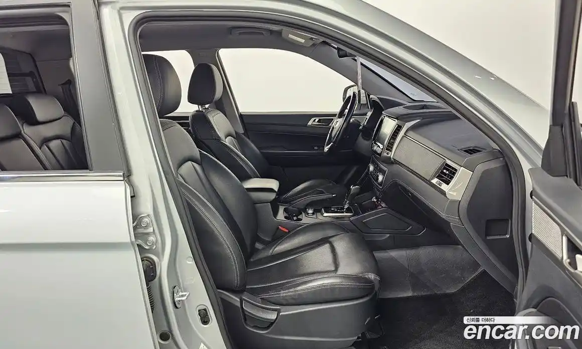 SsangYong Rexton 2018 2.2 автомат (гидро), фото 10