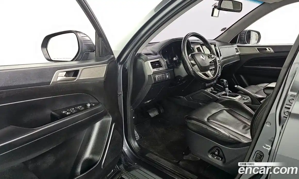 SsangYong Rexton 2018 2.2 автомат (гидро), фото 11