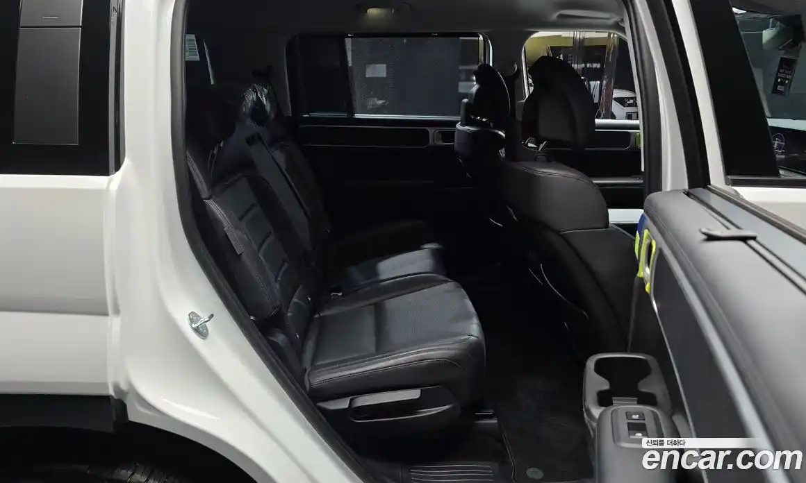 Hyundai Santa Fe 2023 1.6 автомат (гидро), фото 12
