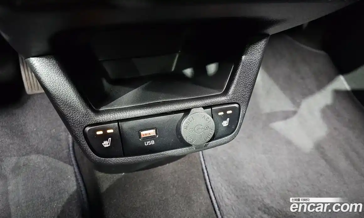 Kia Ray 2021 1.0 автомат (гидро), фото 17