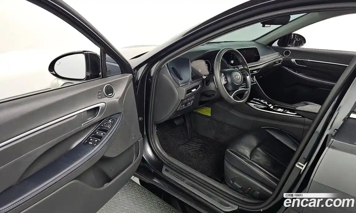 Hyundai Sonata 2021 1.6 автомат (гидро), фото 11