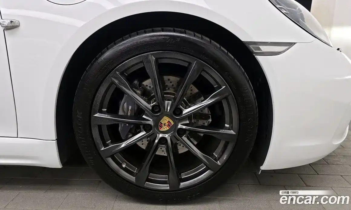 Porsche 718 2018 2.0 автомат (гидро), фото 7