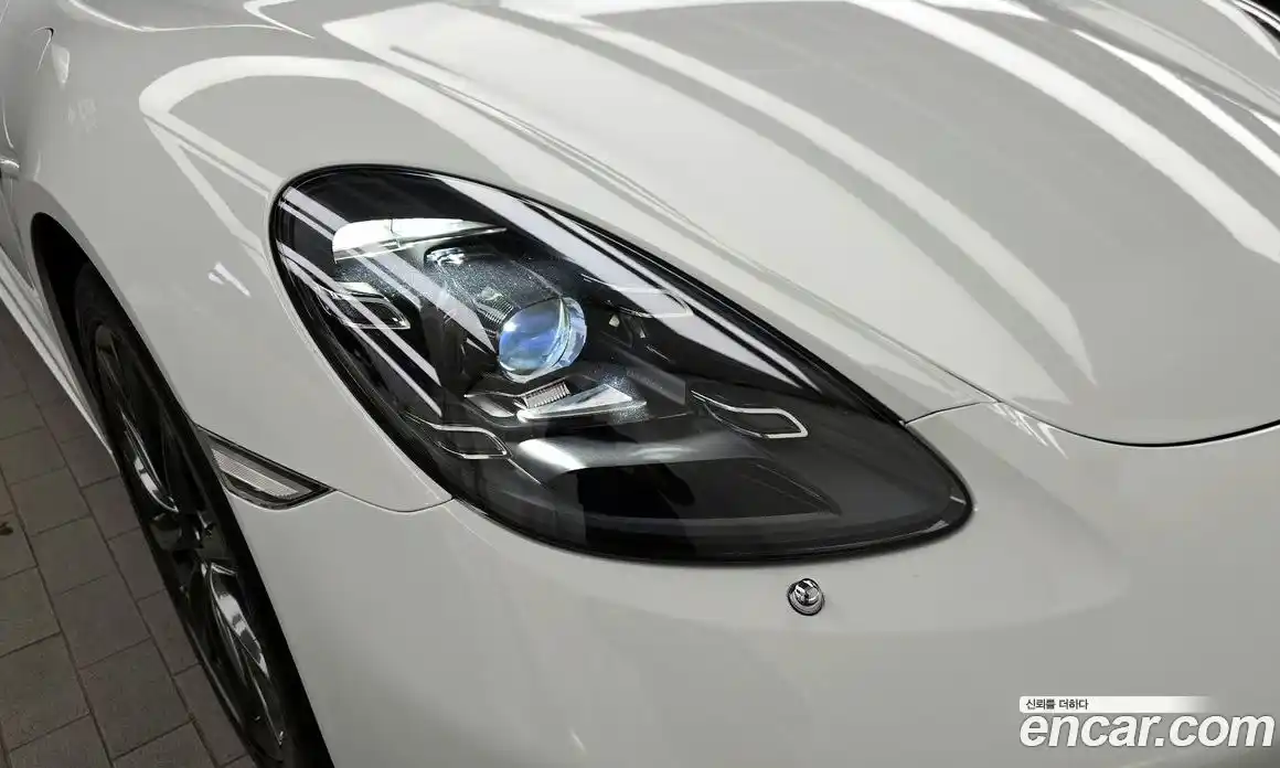 Porsche 718 2018 2.0 автомат (гидро), фото 8