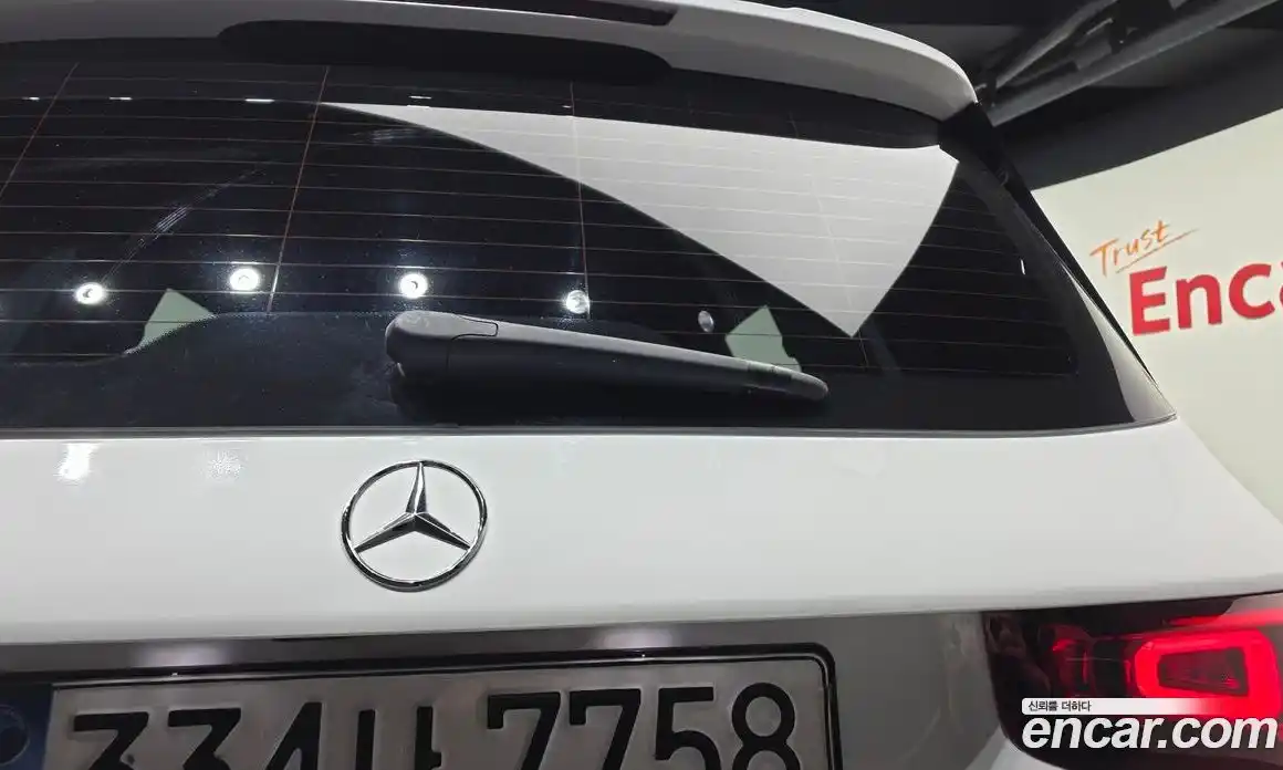 Mercedes-Benz GLB-Class 2020 2.0 автомат (гидро), фото 16