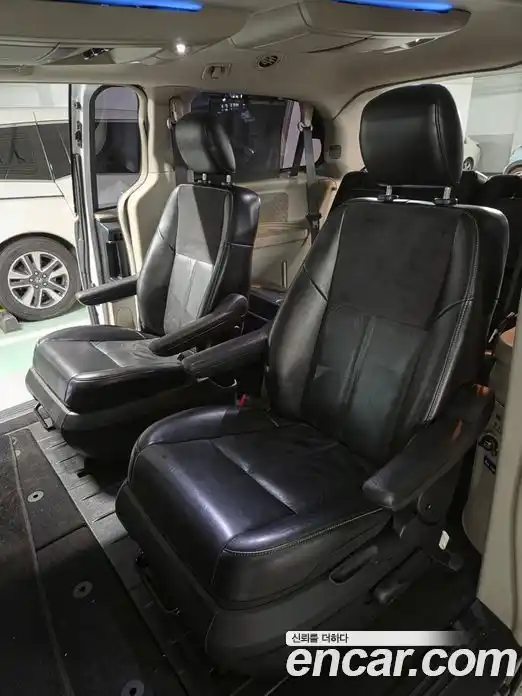 Chrysler Grand Voyager 2014 3.6 гидро, фото 14