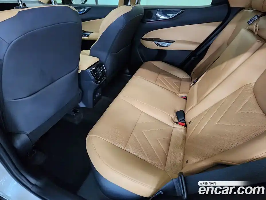 Lexus NX 2023 2.5 вариатор, фото 11