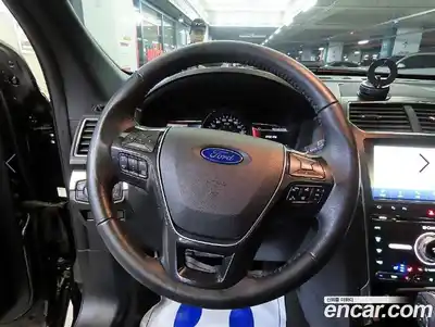 Ford Explorer 2018 2.3 автомат (гидро), миниатюра 8