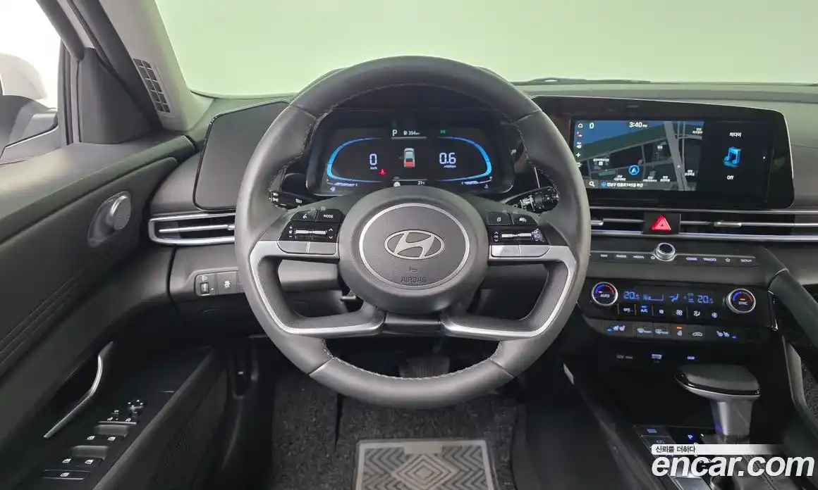 Hyundai Avante 2026 1.6 автомат (гидро), фото 13