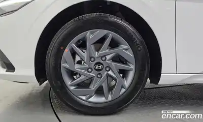Hyundai Avante 2026 1.6 автомат (гидро), миниатюра 5