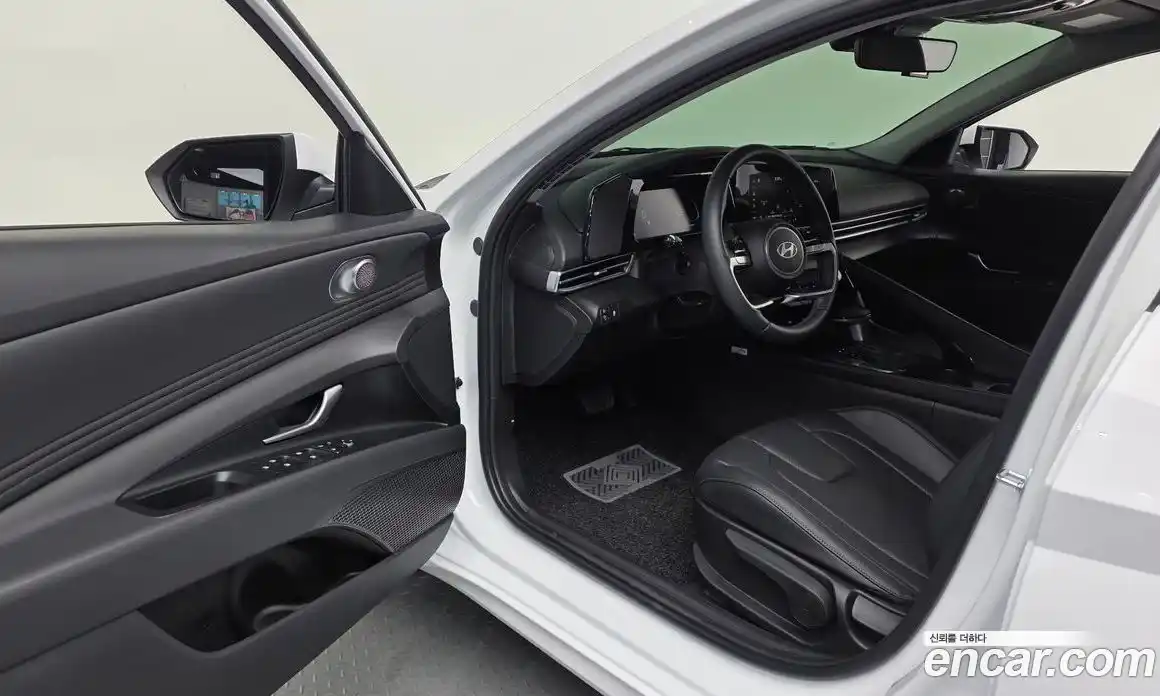 Hyundai Avante 2026 1.6 автомат (гидро), фото 10