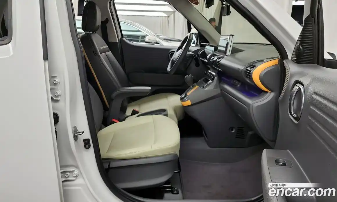 Hyundai Casper 2023 1.0 автомат (гидро), фото 17