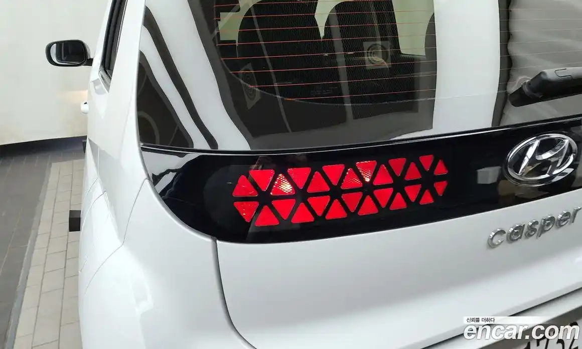Hyundai Casper 2023 1.0 автомат (гидро), фото 9