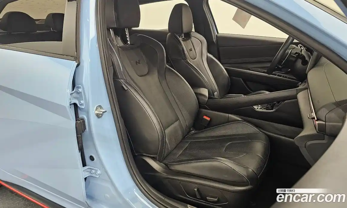 Hyundai Avante 2023 2.0 автомат (гидро), фото 18