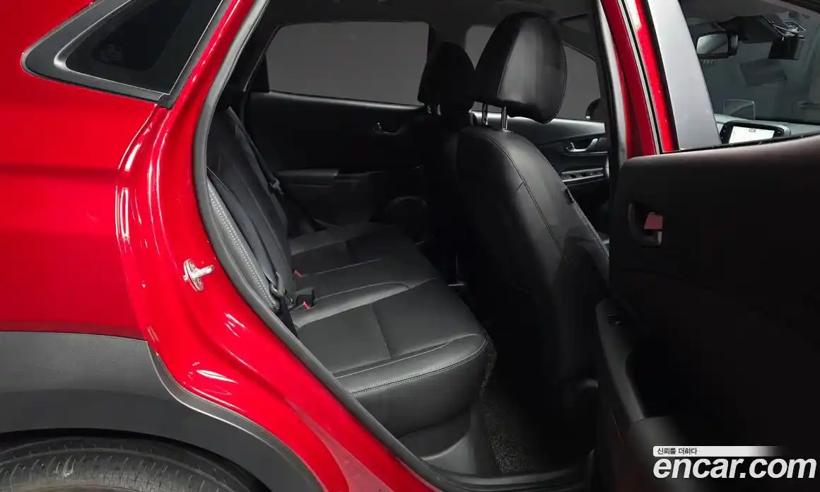 Hyundai Kona 2018 1.6 автомат (гидро), фото 12