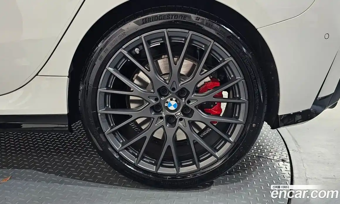 BMW 1 серия 2025 2.0 автомат (гидро), фото 7