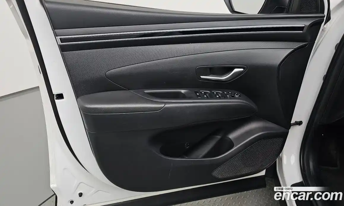 Hyundai Tucson 2021 1.6 автомат (гидро), фото 13