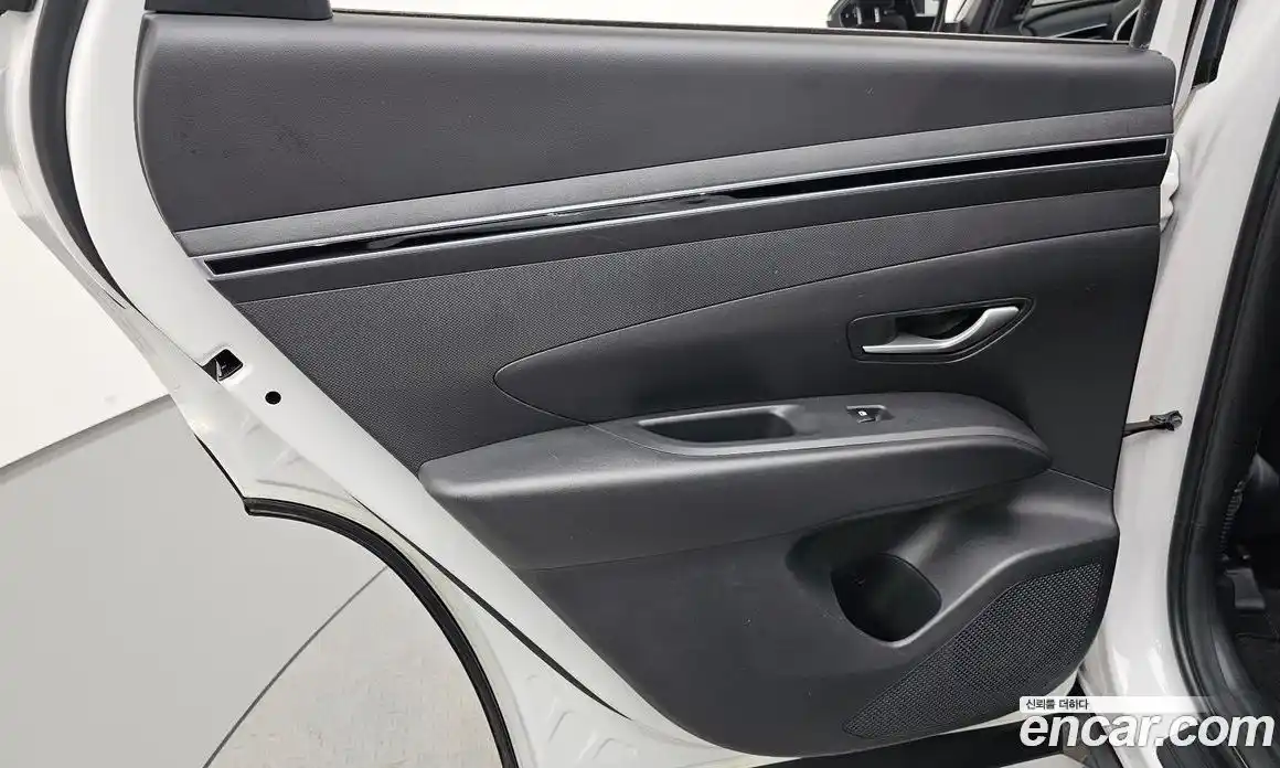Hyundai Tucson 2021 1.6 автомат (гидро), фото 14