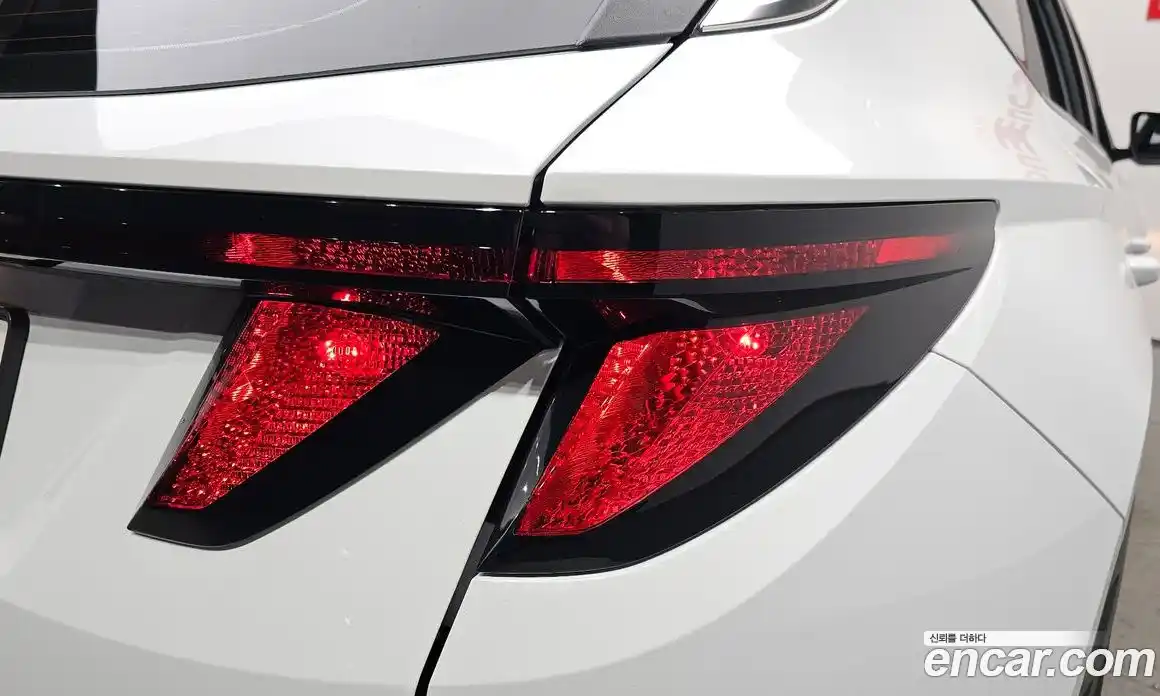 Hyundai Tucson 2021 1.6 автомат (гидро), фото 8